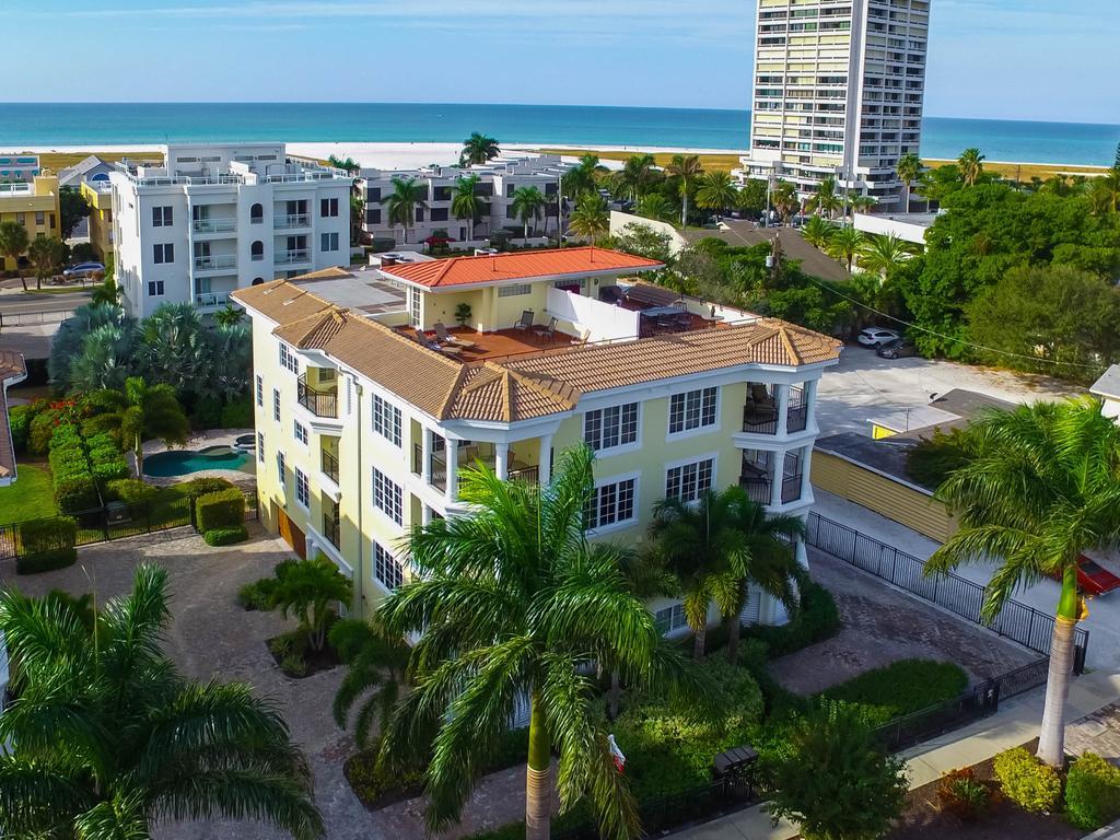 Seven Nights At The Oasis By Beachside Management Siesta Key Exterior photo