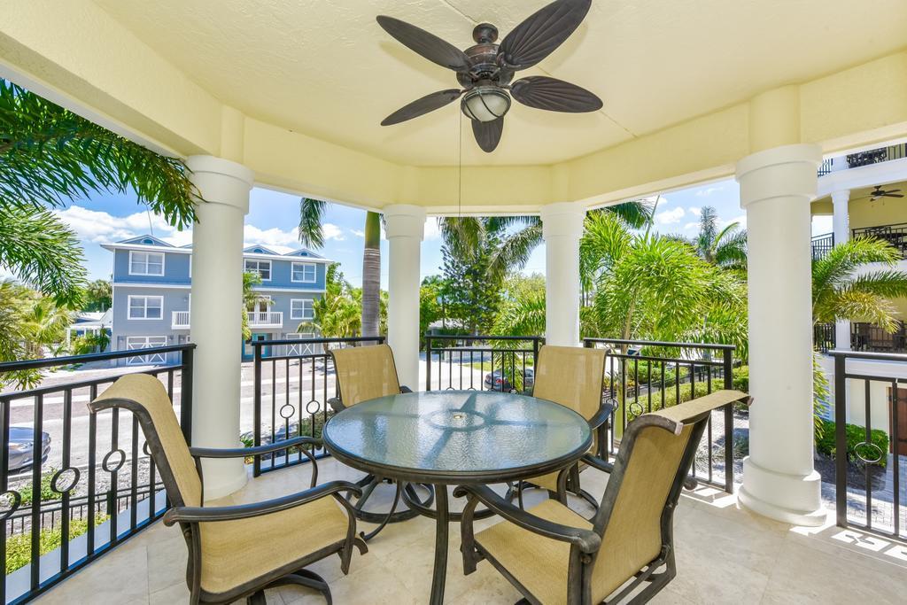 Seven Nights At The Oasis By Beachside Management Siesta Key Exterior photo